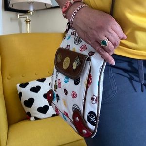 very nice and youthful handbag